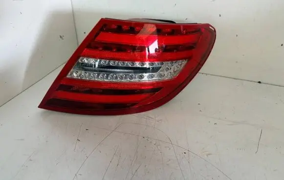 Mercedes-Benz C W204 Rear/tail lights