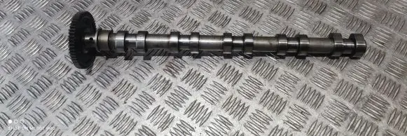 Volvo XC70 Camshaft 8692976