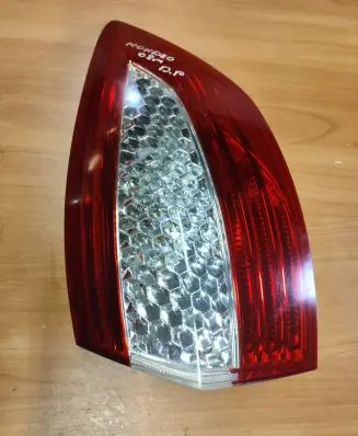 Ford Mondeo MK IV Rear/tail lights 7S7113404B