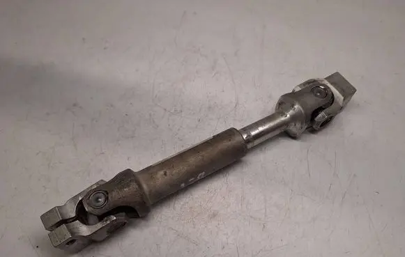 BMW X5 F15 Steering column universal joint 6774110 32306774110 32306774111