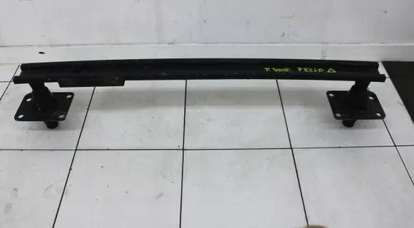 Peugeot 5008 Front bumper support beam 