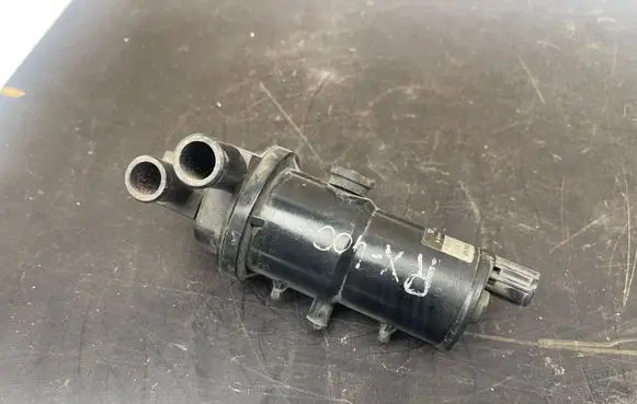 Lexus RX 330 - 350 - 400H Electric auxiliary coolant/water pump 0641001080