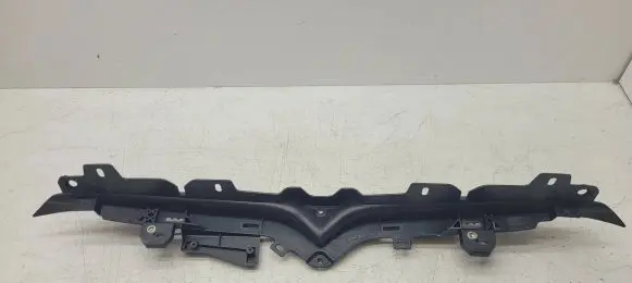 Front bumper splitter molding