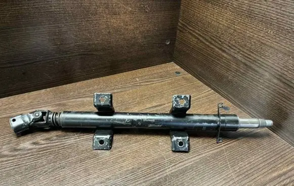 Iveco Daily 3rd gen Steering column universal joint 504163567