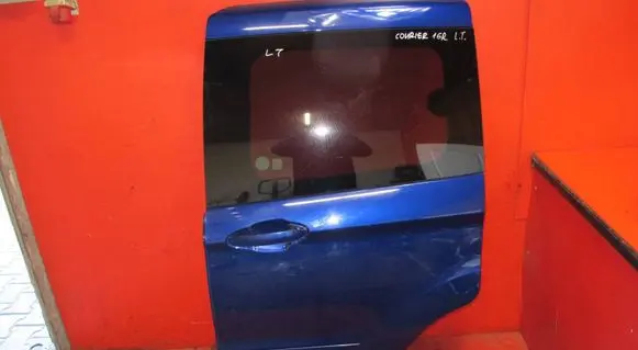 Ford Turneo Courier Side sliding door LEWE