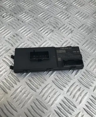 Audi Q2 - Tailgate/trunk control unit/module 5WB959107