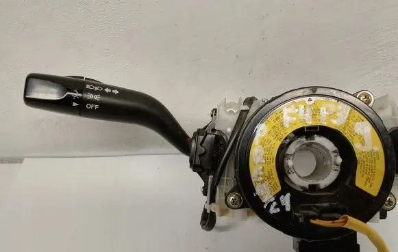 Mazda Premacy Indicator stalk 17D004