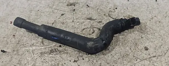 Mercedes-Benz Vito Viano W639 Breather hose/pipe A6510100382