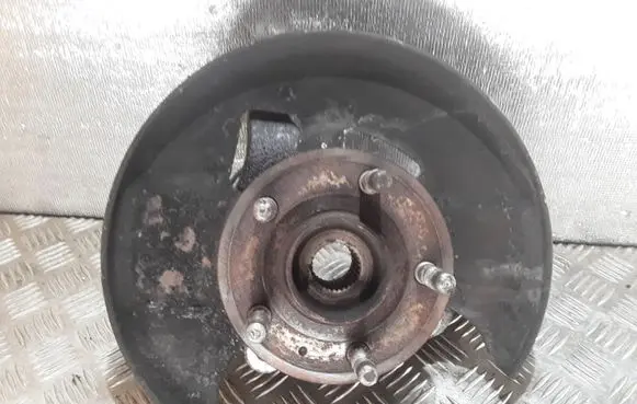 Opel Insignia A Front wheel hub spindle knuckle