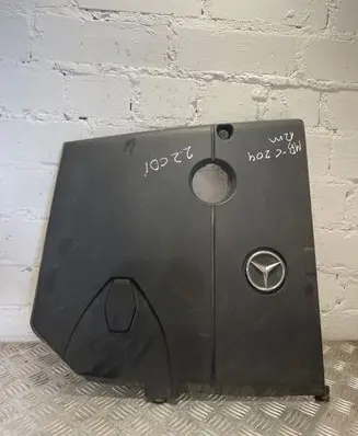 Mercedes-Benz C W204 Engine cover (trim) A6510101667