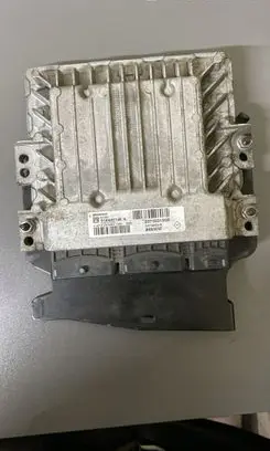 Renault Megane III Engine control unit/module 237103135R
