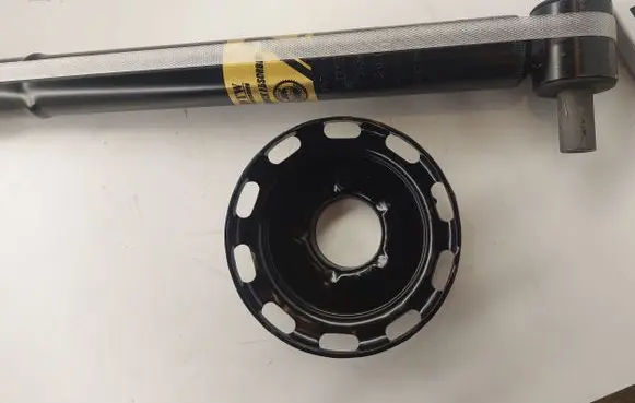 Audi A4 S4 B5 8D Rear shock absorber/damper 343271