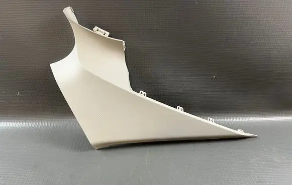 Skoda Octavia Mk4 (D)pillar trim (top) 5E6867287R
