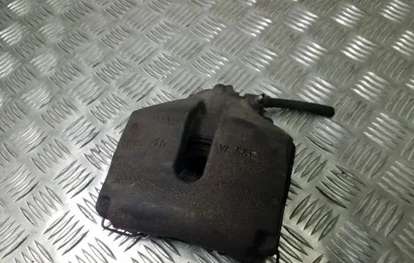 Volkswagen PASSAT CC Front brake caliper