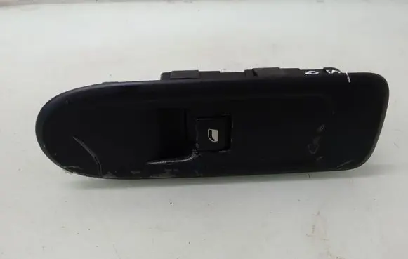 Peugeot 308 Electric window control switch 96565184XT