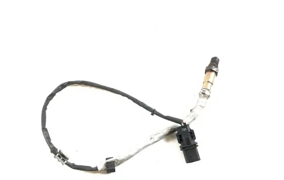 Audi Q3 8U Lambda probe sensor 8U0906262 0258017377 0258017378