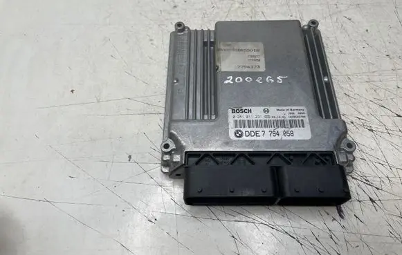 BMW 7 E65 E66 Engine control unit/module 0281011231 7794058 7794373