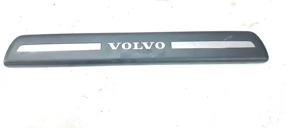 Volvo V50 Side skirt front trim 30744287