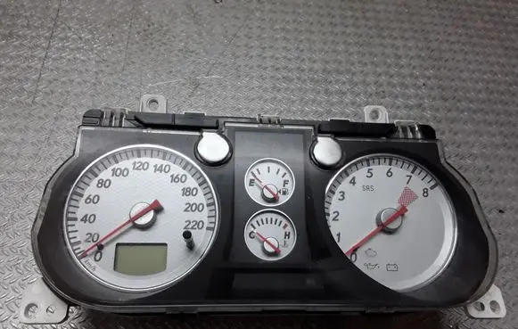 Mitsubishi Outlander Speedometer (instrument cluster) MN151132