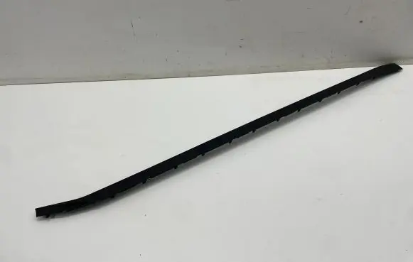 BMW iX Windshield trim 7954433