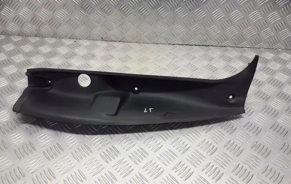 Renault Espace IV Rear/tail light trim molding 8200094121