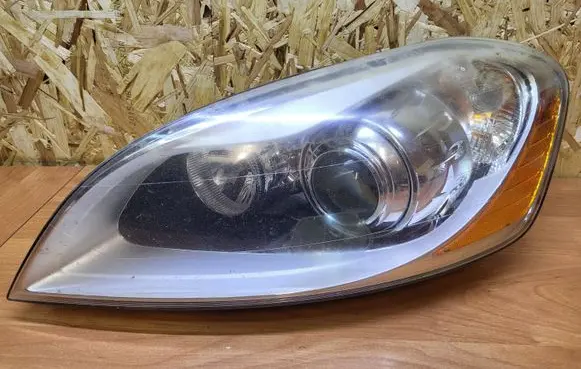 Headlight/headlamp