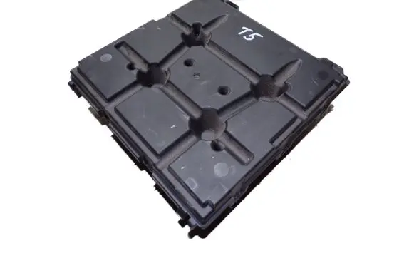 Volkswagen Transporter - Caravelle T5 Central body control module 7H0937088