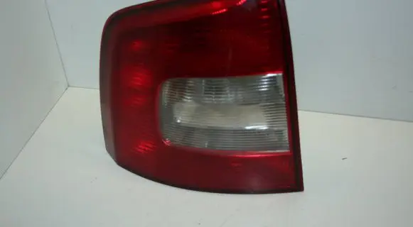 Skoda Octavia Mk2 (1Z) Rear/tail lights 1Z9945095A