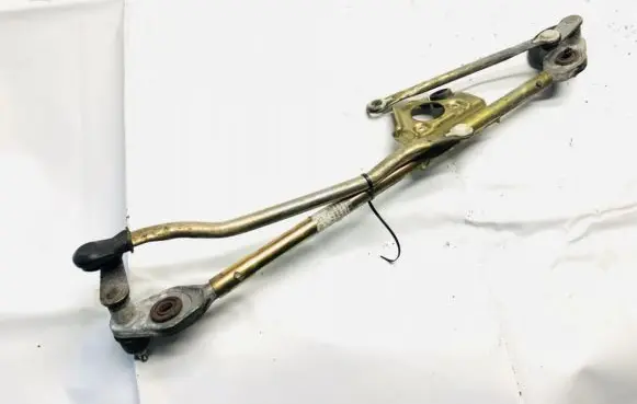 Alfa Romeo 156 Front wiper linkage and motor nenustayyta