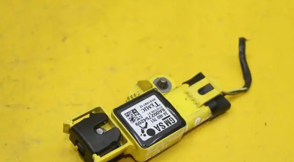 Opel Zafira B Airbag deployment crash/impact sensor