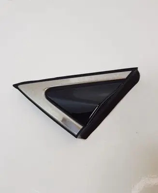 Hyundai Santa Fe Fender end trim 861802W000