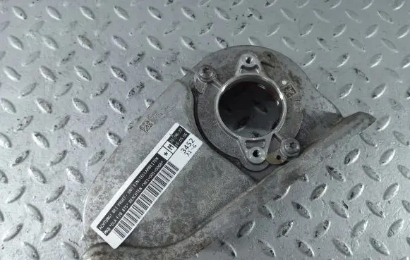Skoda Fabia Mk4 (6VA) Timing belt guard (cover) 05C109108A 05C109093