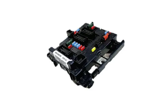 Peugeot 206+ Fuse module 9657608780
