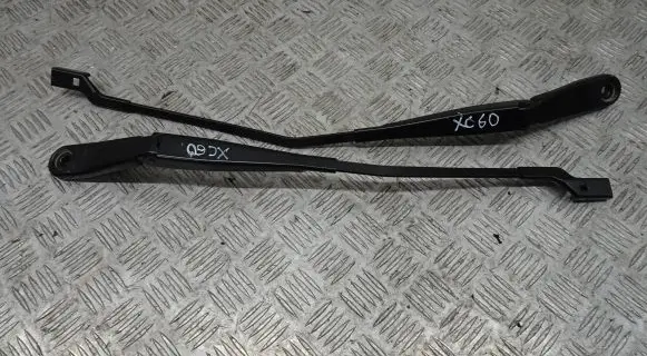 Volvo XC60 Front wiper blade arm