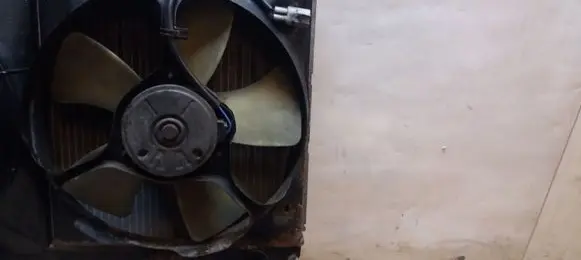 Toyota Avensis T220 Electric radiator cooling fan 1636327010