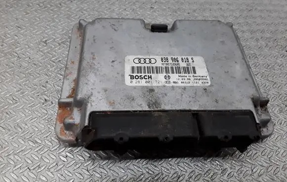 Audi A4 S4 B5 8D Engine control unit/module 038906018S 0281001721