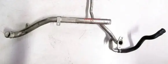 Volvo V70 Engine coolant pipe/hose