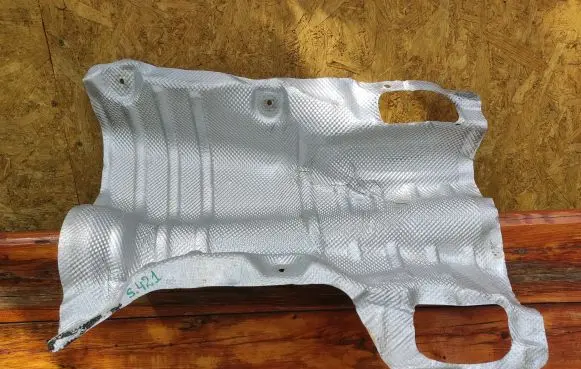 BMW 2 F22 F23 Exhaust heat shield 7241773 51487241773