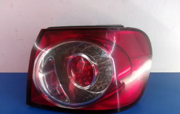 Volkswagen Golf V Rear/tail lights 5M0945096S