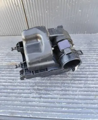 Nissan Juke I F15 Air filter box 1KB2A