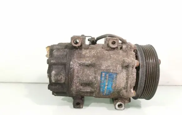 Volvo V50 Air conditioning (A/C) compressor (pump)