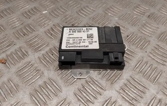 Mercedes-Benz CLS C218 X218 Fuel injection pump control unit/module A0009004301
