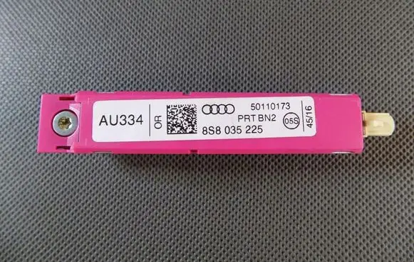 Audi TT TTS RS Mk3 8S Aerial antenna amplifier 8S8035225
