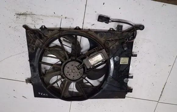Volvo S60 Radiator cooling fan shroud 1137328081