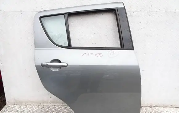 Suzuki Swift II Rear door