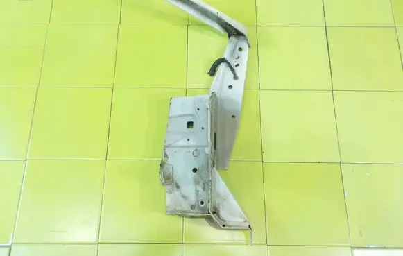 Nissan Juke I F15 Front side member PRZOD