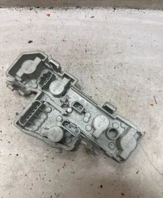 Volkswagen PASSAT B5.5 Tail light bulb cover holder 3B5945257B