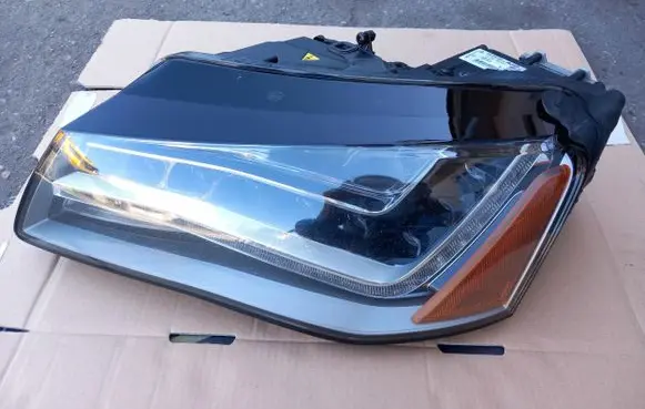 Audi A8 S8 D4 4H Headlight/headlamp 4H0941003AJ