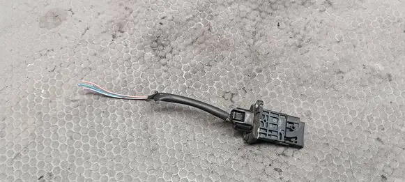 Nissan X-Trail T32 Mass air flow meter A2C91473300
