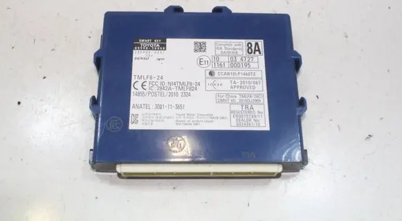 Lexus CT 200H Keyless (KESSY) go control unit/module 8999076050